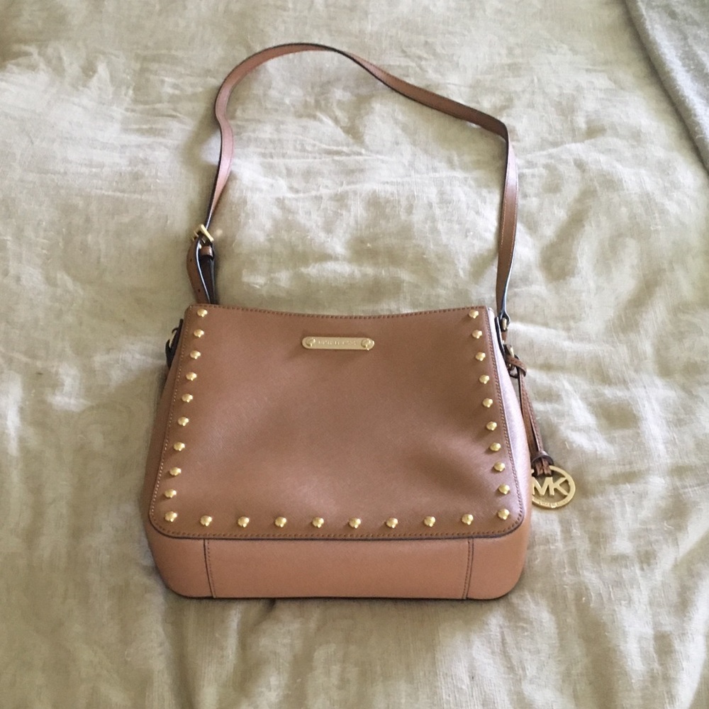 Michael Kors Messenger Style Bag